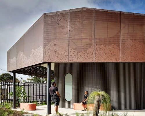 Gurriny Yealamucka Health and Wellbeing Centre Builders